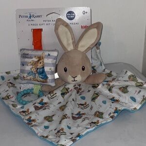 Beatrix Potter Peter Rabbit 2pc.Plush Lovey Blanky Rattle Toy and teether NWT